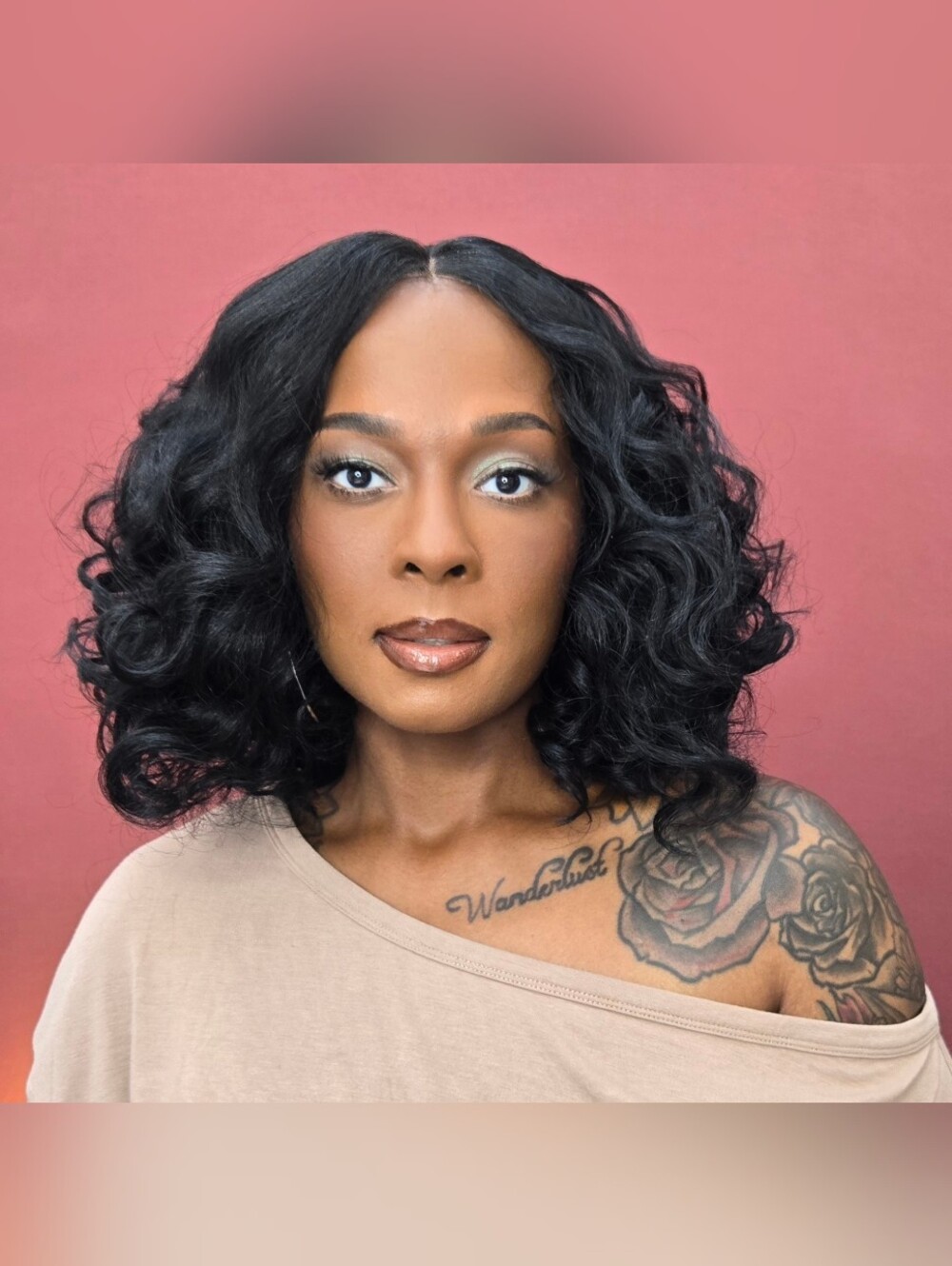 Outre Melted Hairline Premium Synthetic Glueless HD Lace Front Wig -MH 132 - Picture 5 of 8